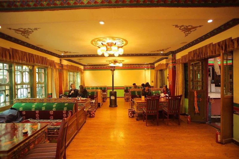 Tashi Choten Hotel LhasaRestaurant