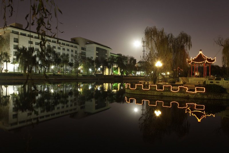 Grand Shaanxi Hotel Over view