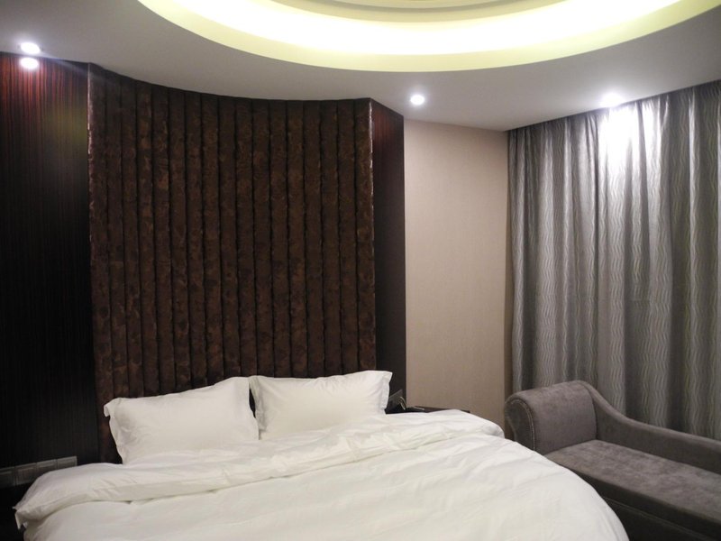 Qianxi Business Hotel Guest Room