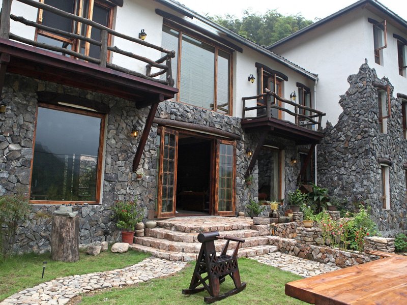 Moganshan Xiaomusen Hot Spring Holiday Home Stay Over view