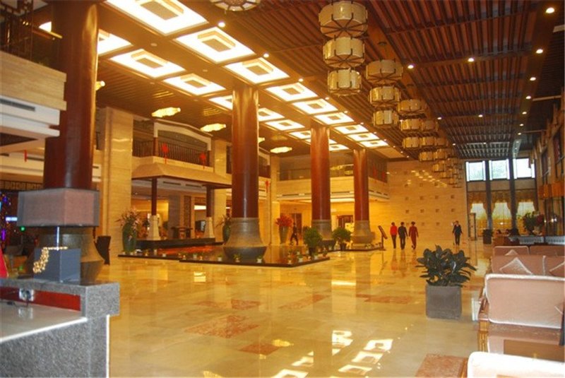 Zilong Bay Hot Spring Hotel Lobby