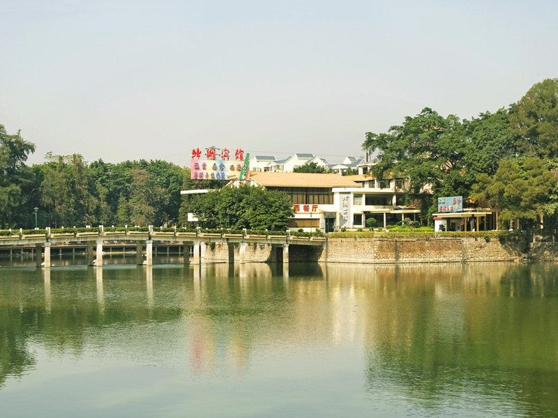 鹤山北湖宾馆外景图