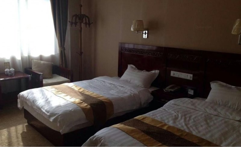 Hengtong Hotel Guest Room