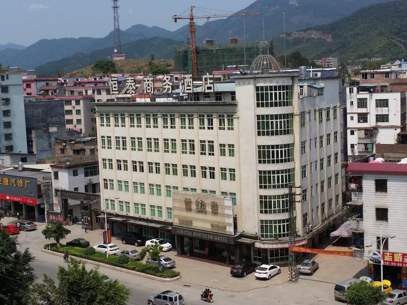 Xinfeng Hengtai Business Hotel Over view