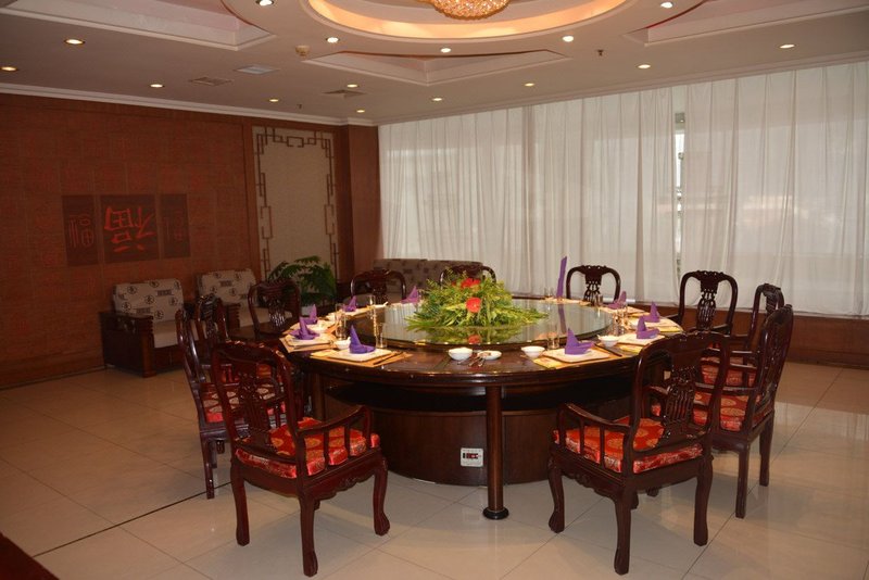 Xingyuan Hotel Second Artillery Training Center Wuhan City Restaurant