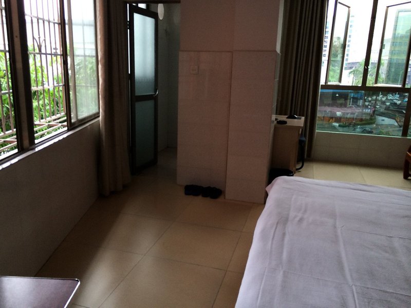 Zhiye Apartment Guest Room