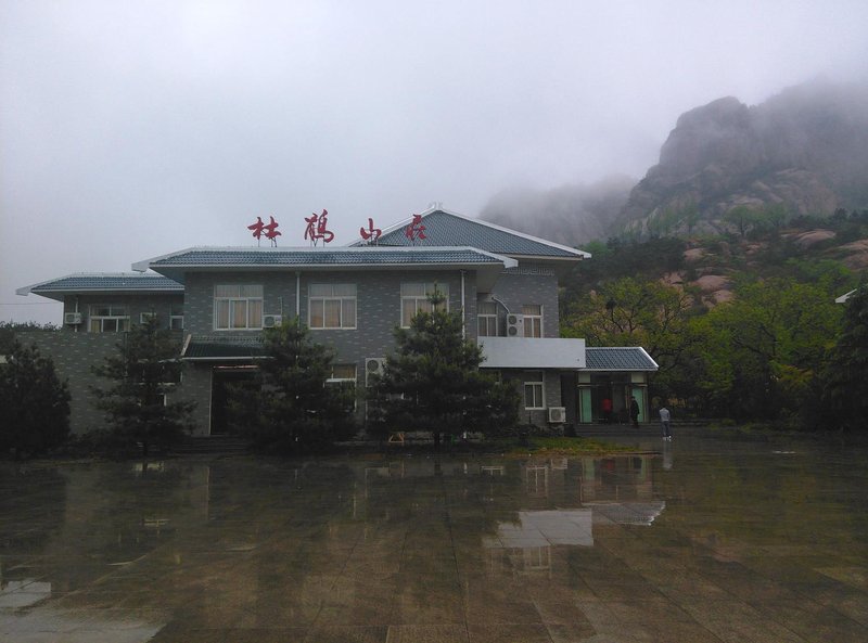 wulian dujuanshanzhuang Over view