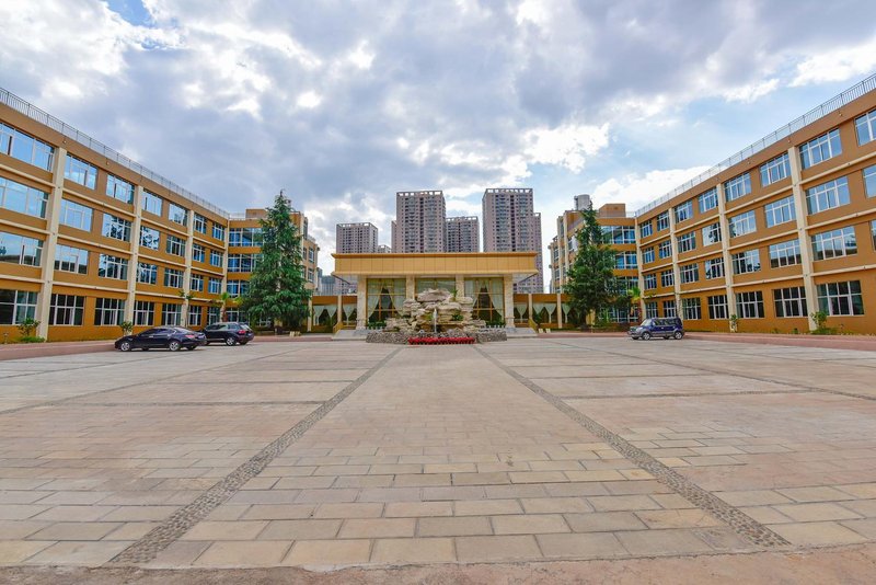 JUNBO HOT SPRING HOTEL Over view