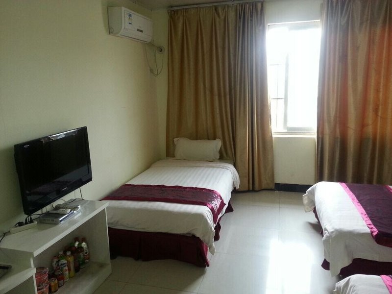 Suiping Xinxin Express Hotel Guest Room
