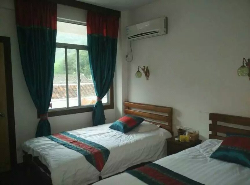 Dajun Hotel Guest Room