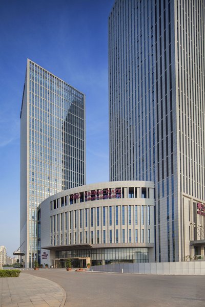 Crowne Plaza Tianjin MeijiangnanOver view