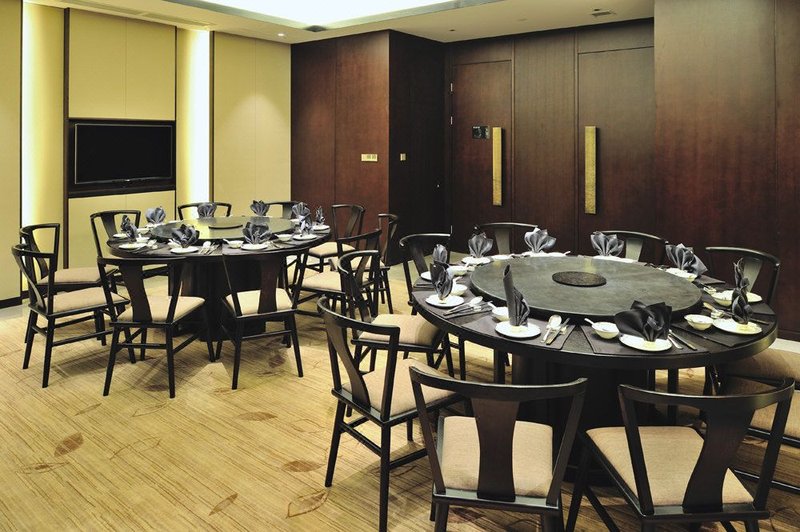 Emei Xueya HotelRestaurant