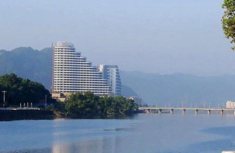 Kaihua International Hotel Over view