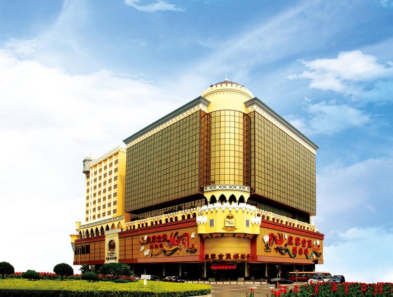 Macau Casa Real Hotel over view