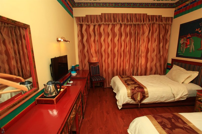 Tashi Choten Hotel LhasaGuest Room