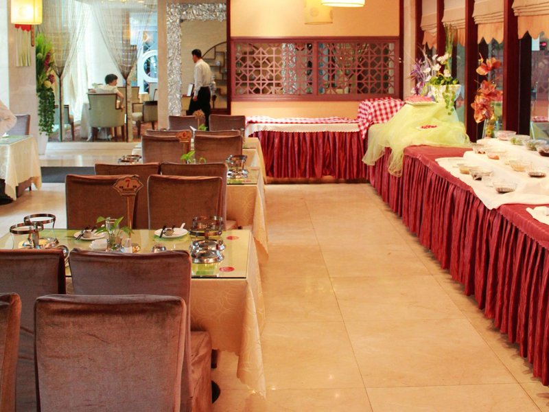 Jiulong Yuntian Hotel Restaurant