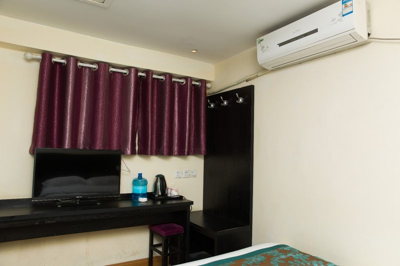 City 118 Hotel Chain Guest Room