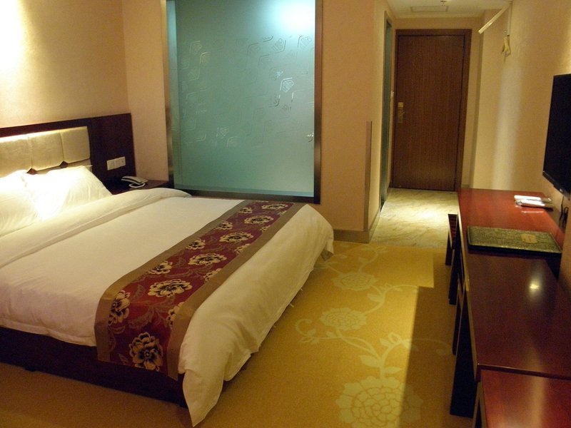 YUE Goods Hotel Guest Room