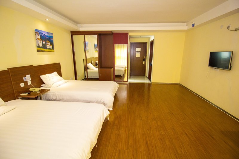 Hanting Hotel Guest Room