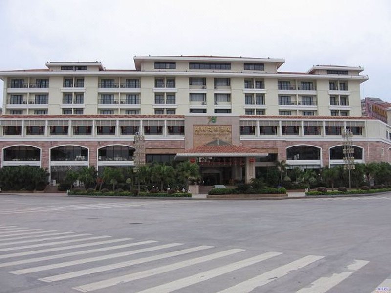 Freely Hover Garden Hotel Over view