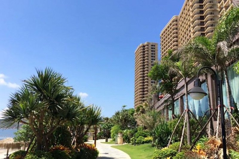 Honghaiwan Holiday Hotel (Huidong Double-Moon Bay) Over view