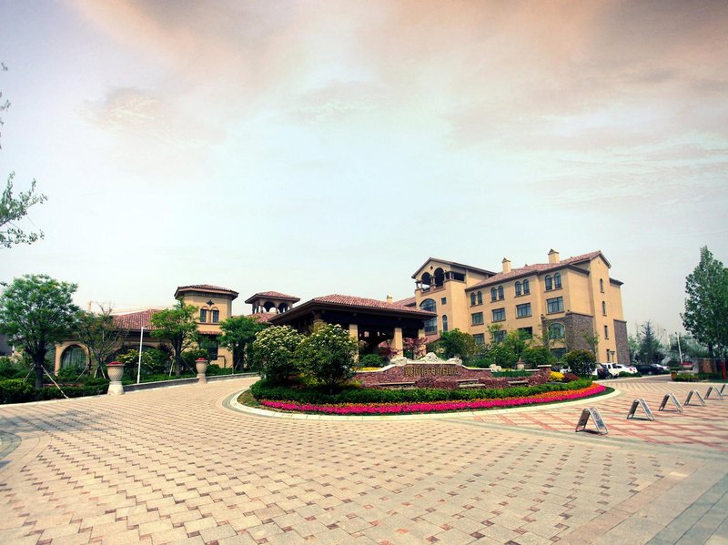 Huanghe Daofu Holiday Hotel Over view