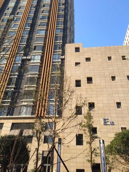 Kunming Cloud Inn RunchengOver view