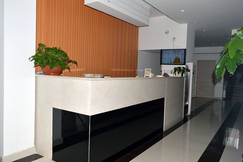 Provincial Military Training Center Express Hotel Lobby