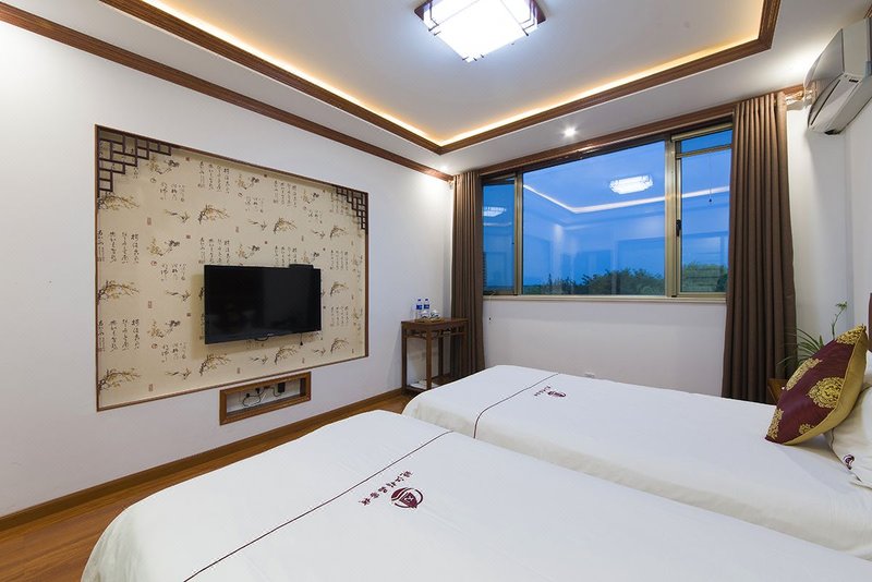 Xianjiang InnGuest Room