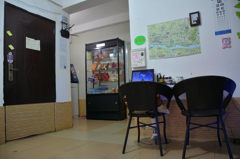 Backpacker Youth Hostel Guest Room