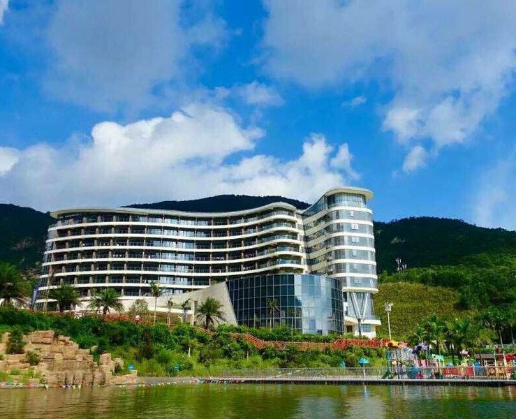 Long Chan Resort XinhuiOver view