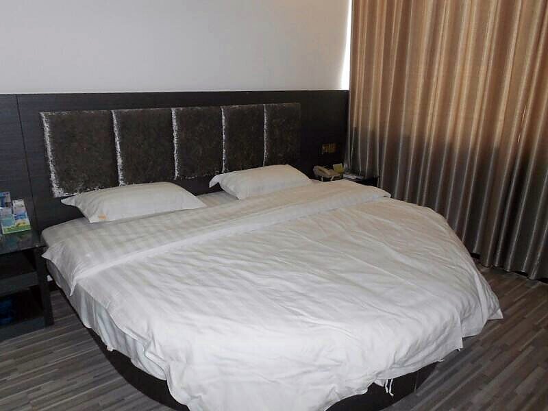 Jintai Hotel Guest Room