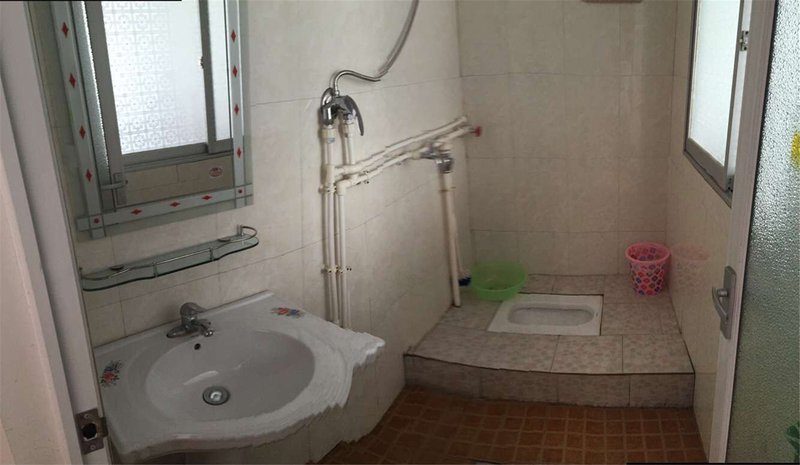 Wooden fish friend inn Guest Room