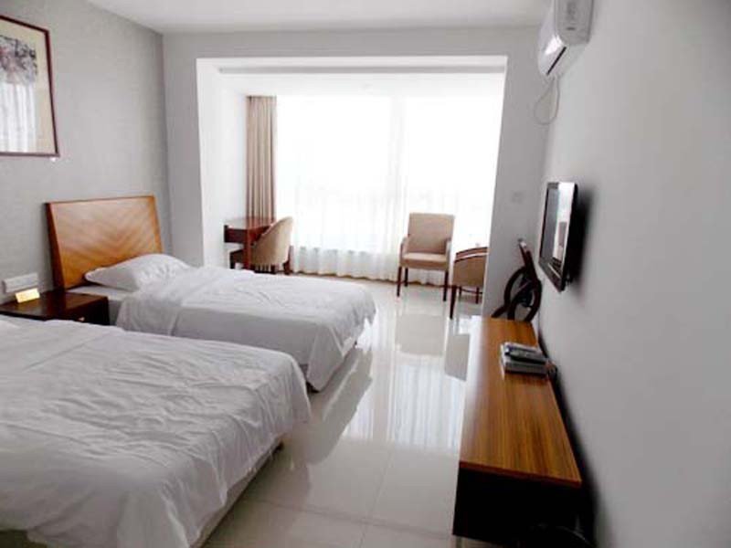 Guangming Daily Rest Home Guest Room