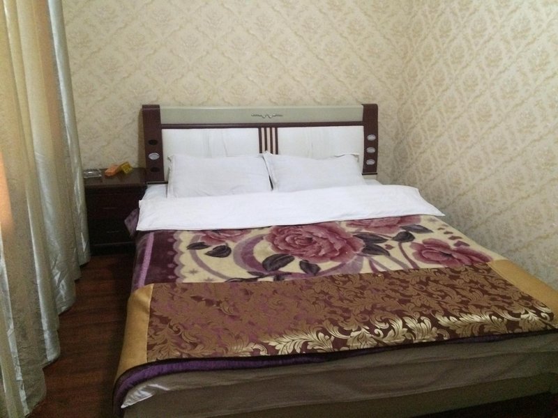 Changdu Zuogong Qionglai Hotel Guest Room