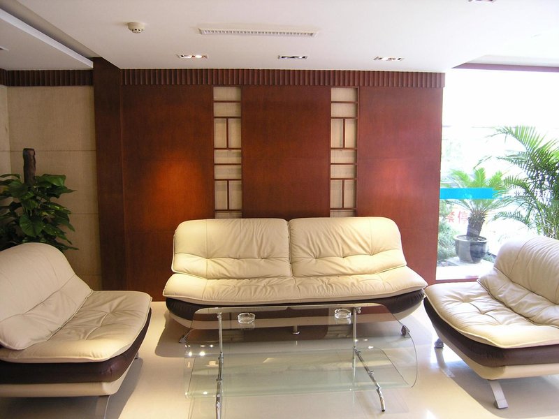 Yin Qiao Hotel Lobby