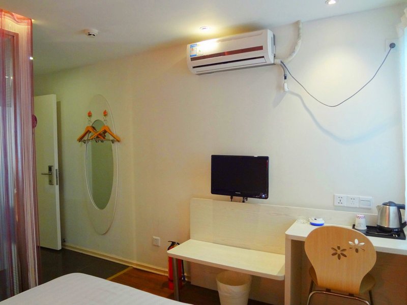 V8 Hotel (Guangzhou Xicun subway station store) Guest Room