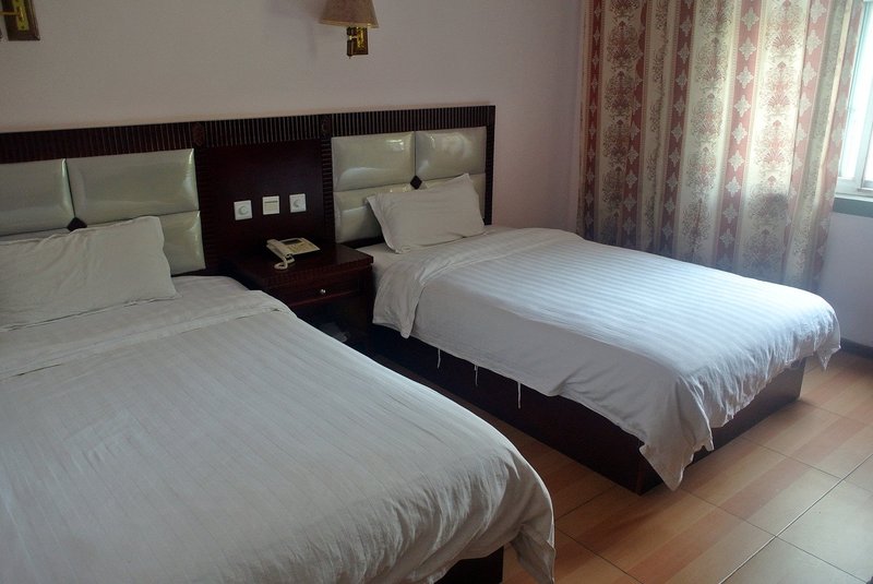 Huixin Hotel Guest Room