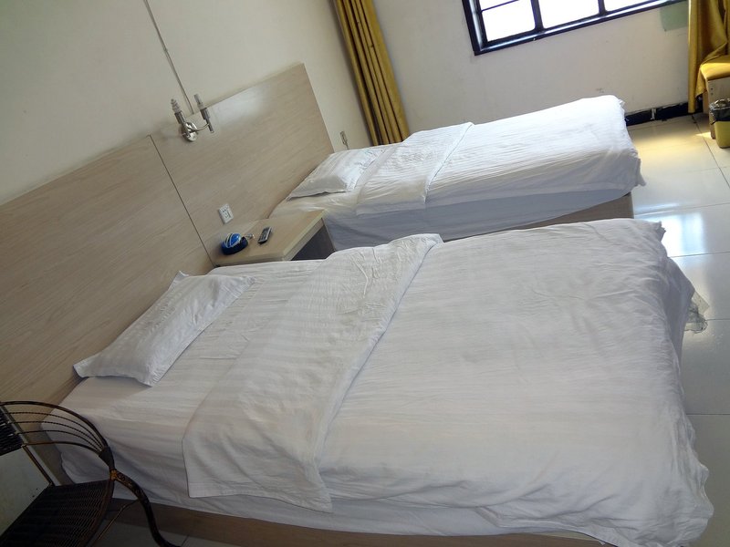 Honggu Yitian Express Hotel Guest Room