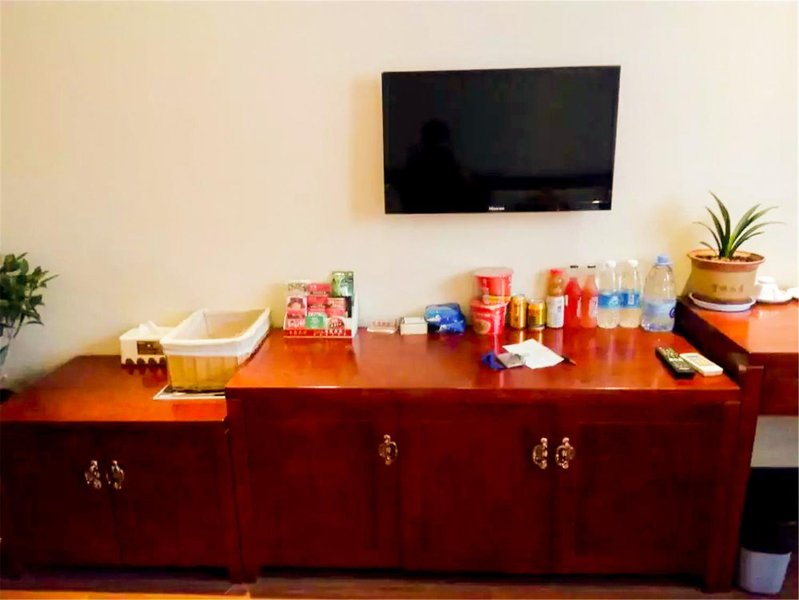 Phoenix InnGuest Room