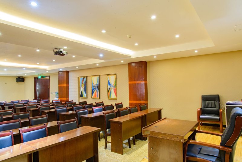 Kai Te Hotel meeting room