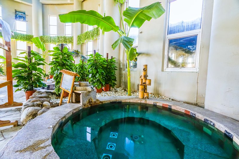 霸州驿璟玫瑰温泉假日酒店