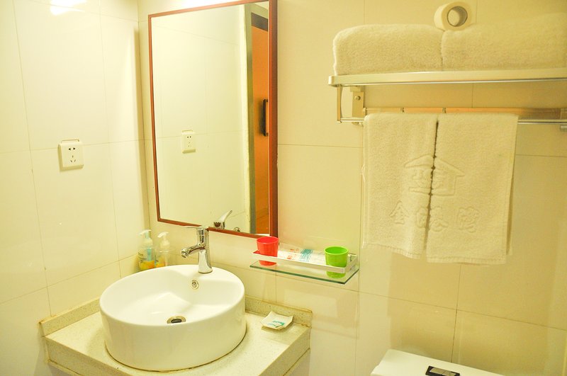 Taiyuan Golden Harbor Hotel Guest Room