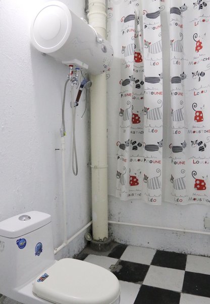 Cynthia Flora Hostel Guest Room