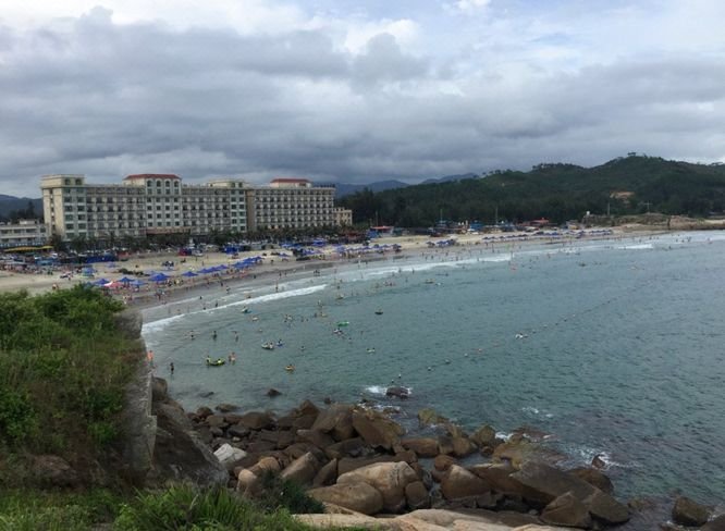 Lion Island Holiday Hotel (Shuangyuewan) Over view