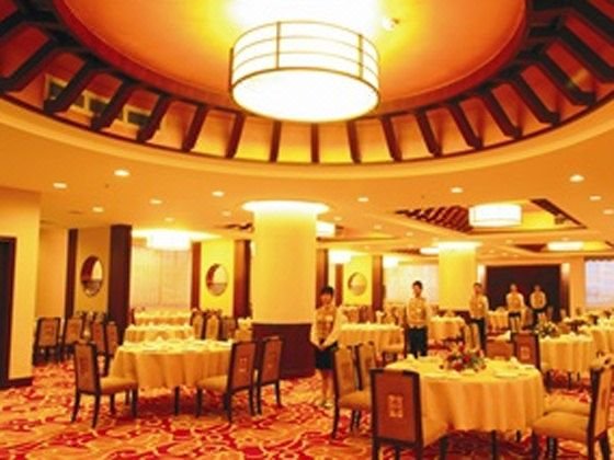 Grand Peak HotelRestaurant