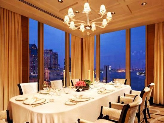 the Peninsula ShanghaiRestaurant