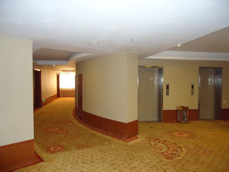  Hotel public area