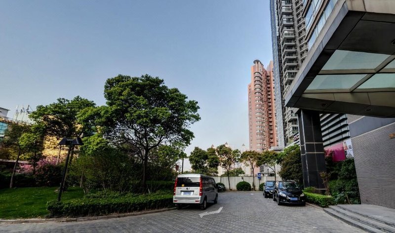 Co-sky Executive Apartments周边景点