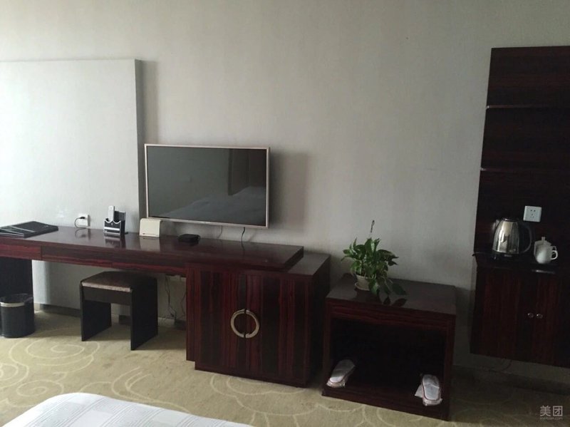 TULUFANXINTIANSHUN Guest Room